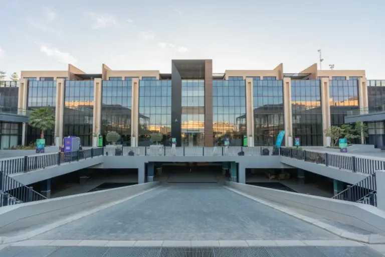 وزارة الشؤون البلدية و القروية و الإسكان (7)